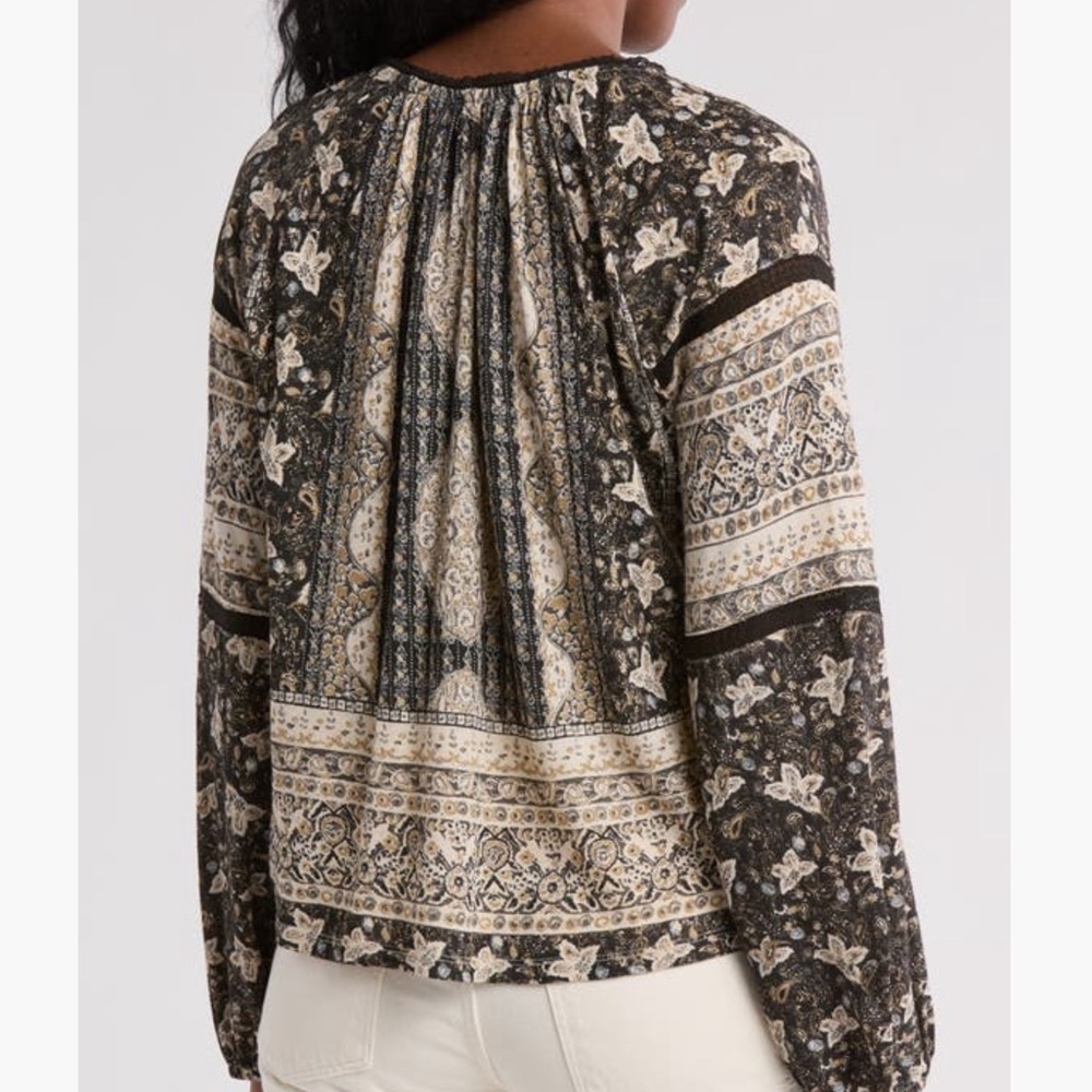 LUCKY BRAND LACE INSERT TOP SIZE SMALL NWT - Picture 2 of 3